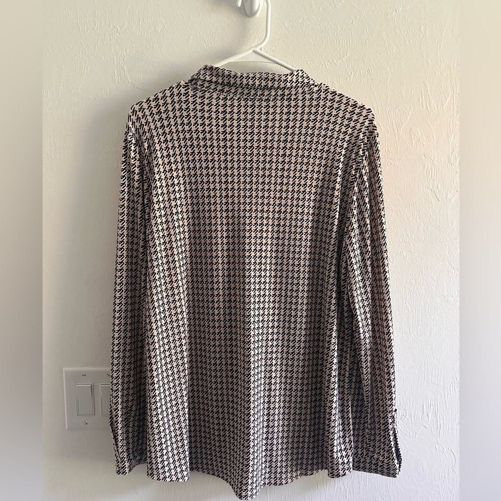 Adrianna Papell Button Down Shirt Sz Large - Picture 3 of 9